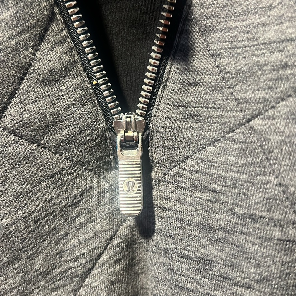 Quilted Pull Over - image 4